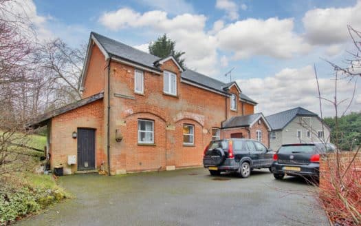 Cobblestone Mews, Mill Farm Close, Tunbridge Wells